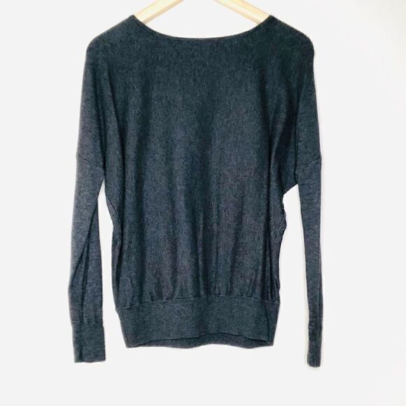 GAP🍃Long-Sleeve Gray Scoop Neck Knit Jersey Top🍃 - Picture 12 of 12